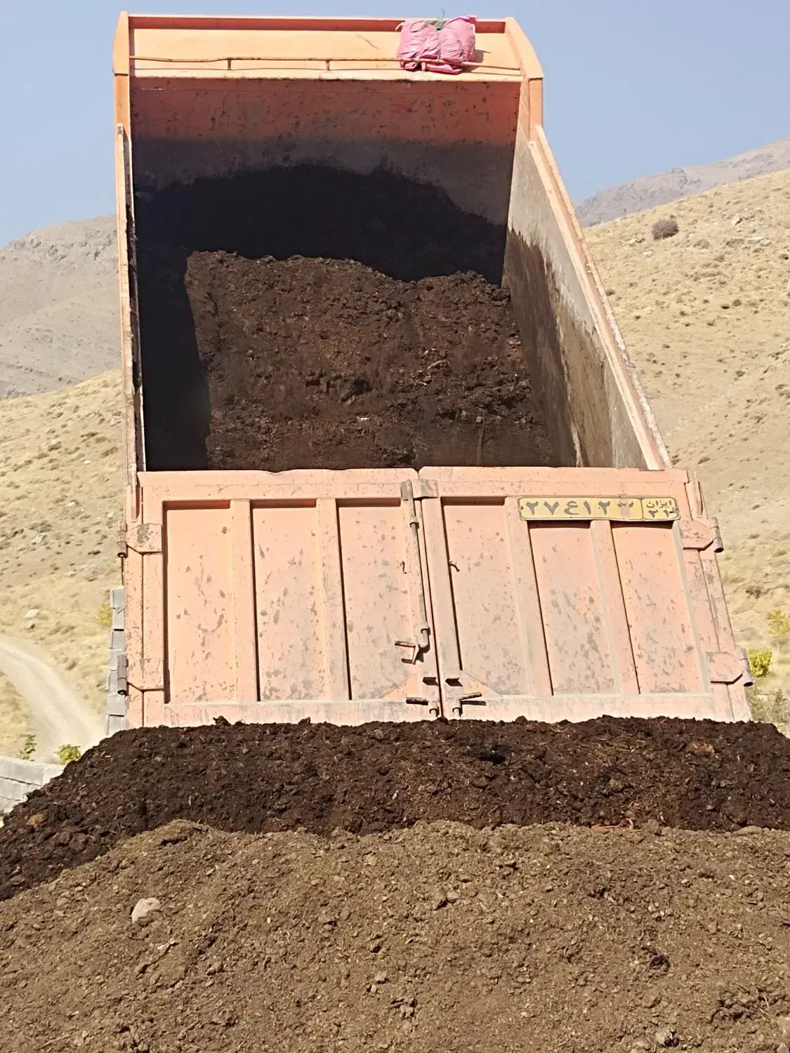 پخش  کود حیوانی  باغبانی|خدمات باغبانی و درختکاری|هشتگرد, تهران دشت|دیوار