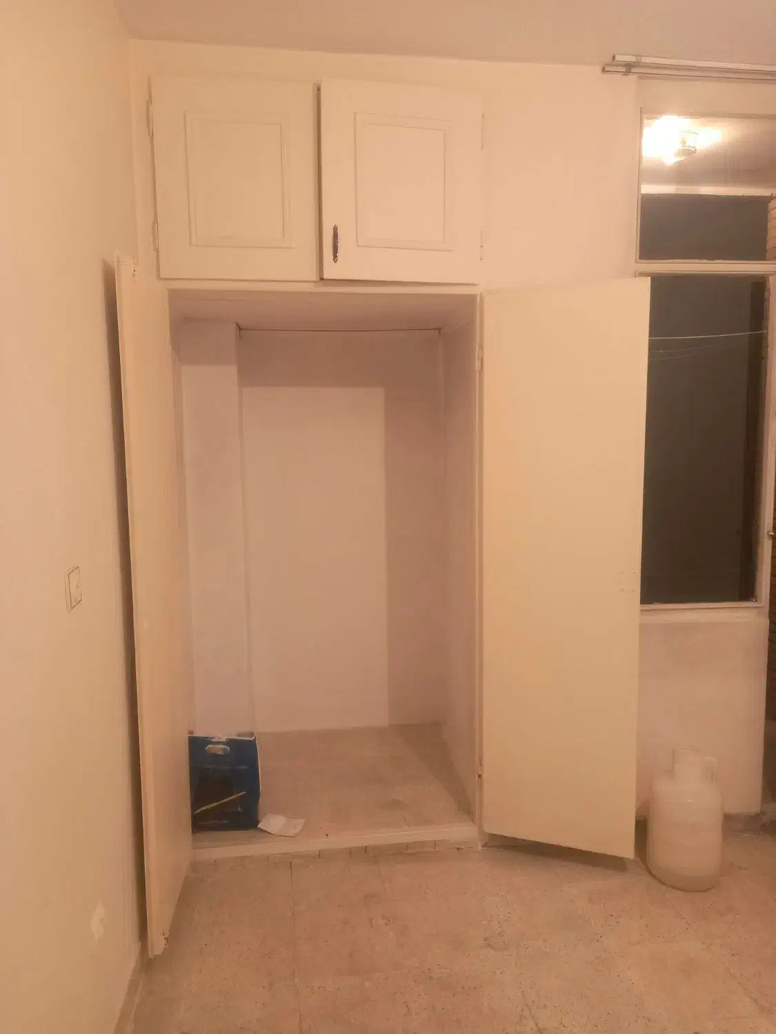 ۸۵ متر  *تک واحدی * مترو شادمان*  تخلیه