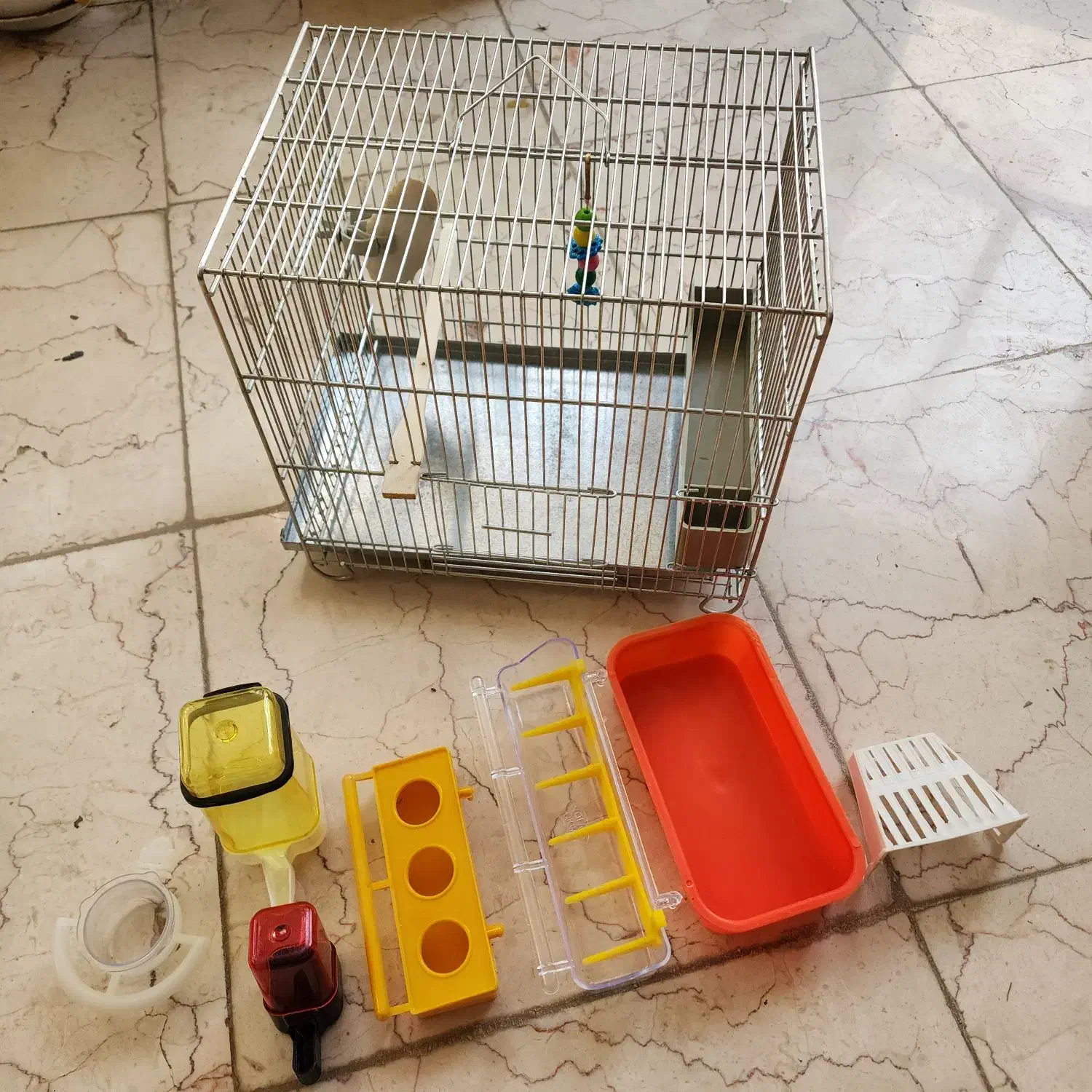 قفس قناری و سهره|لوازم جانبی حیوانات|گلپایگان, |دیوار