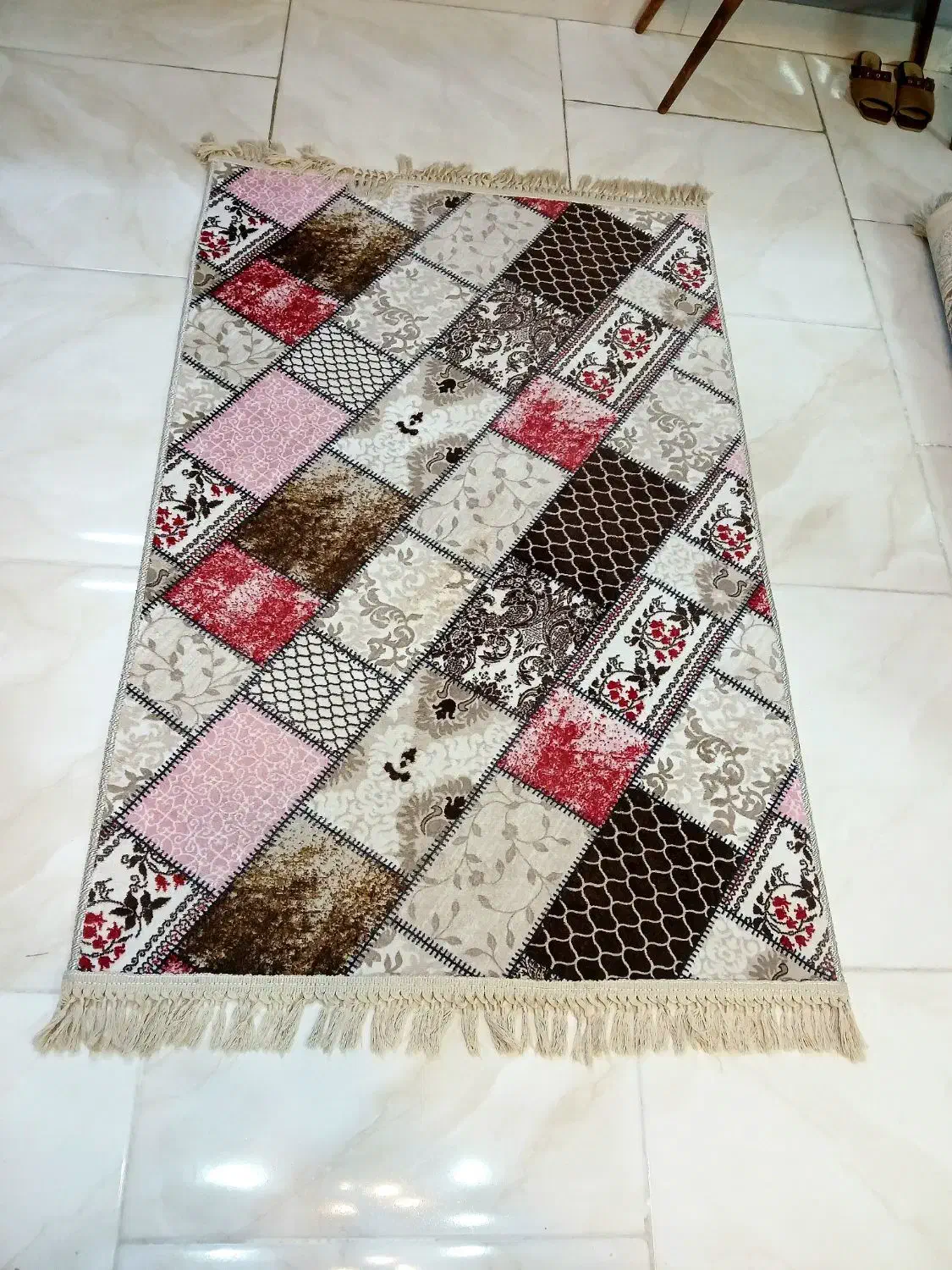 قالیچه یک در یک نیم|فرش|مشهد, پنجتن|دیوار