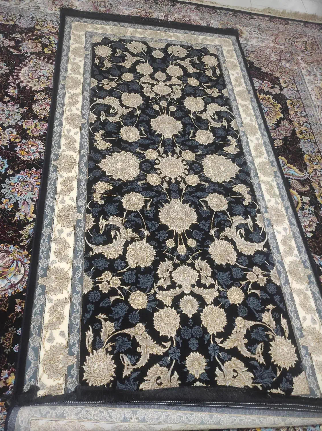 فرش راهرو یک در دو|فرش|محمدیه-قزوین, |دیوار