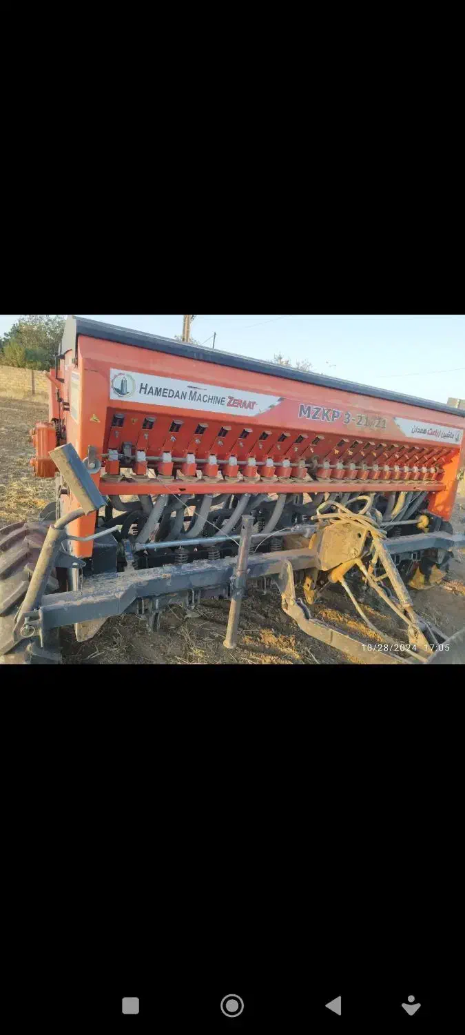 بذر کار 3 مخزن کششی 21ردیف ماشین زراعت|ماشینآلات صنعتی|رزن, |دیوار