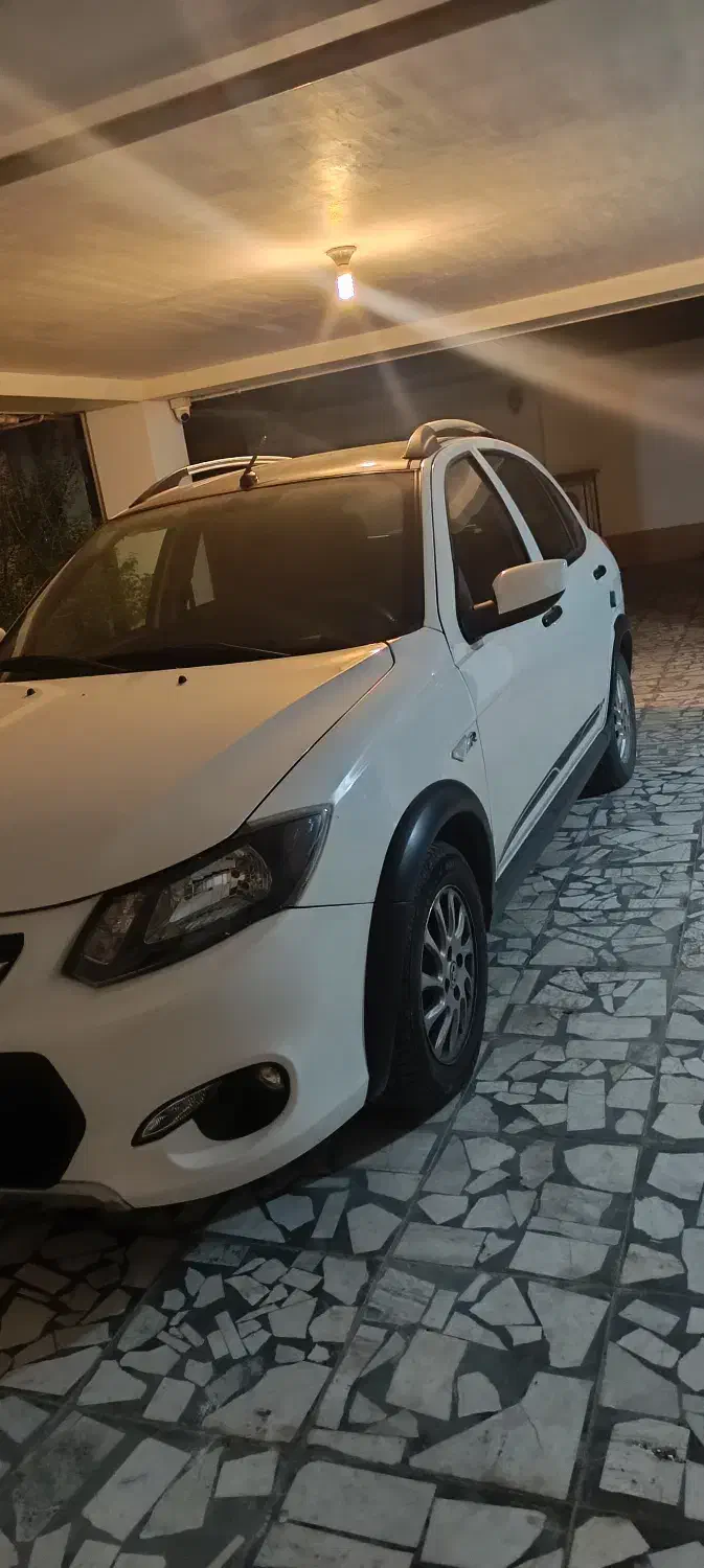 کوئیک اتومات پلاس سفید مشکی 1401 (کارمندی) تخفیف|خودرو سواری و وانت|بابل, |دیوار