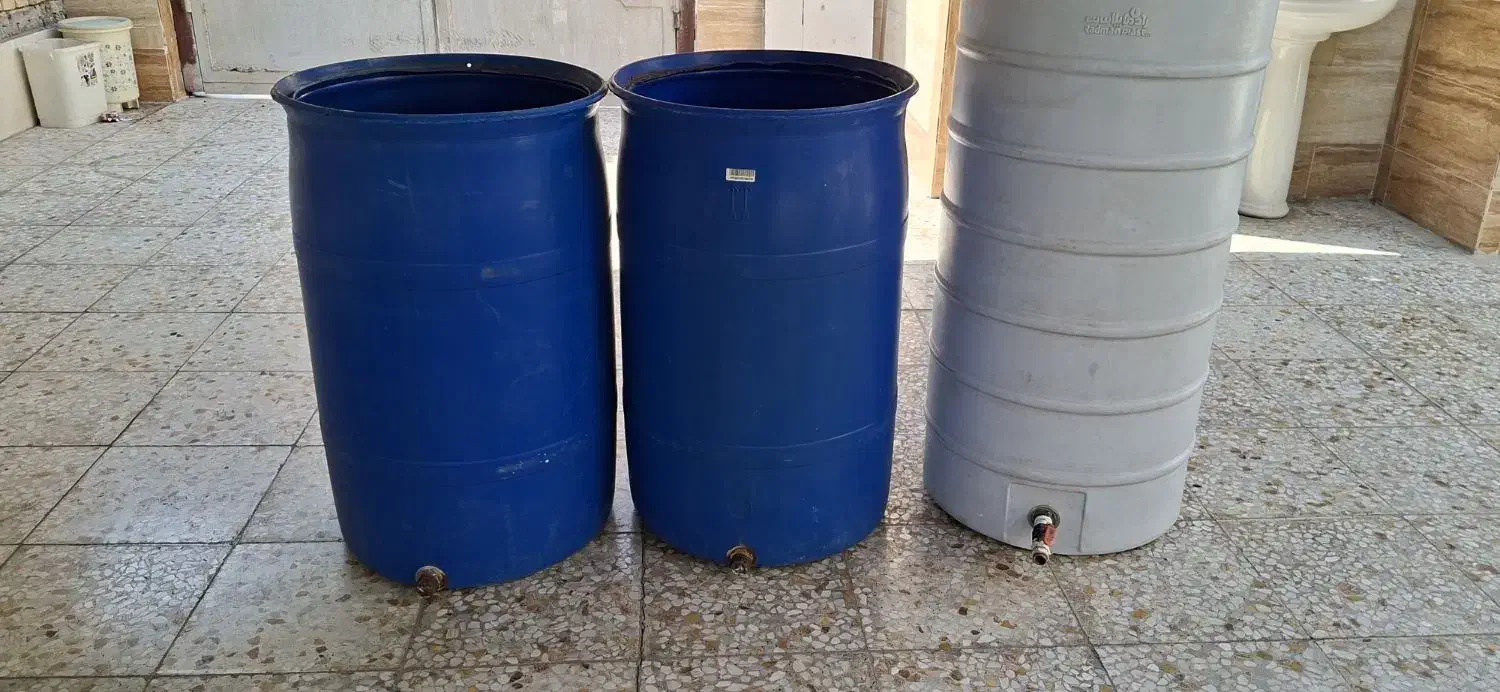 بشکه پلاستیکی ۳۰۰ لیتری|مصالح و تجهیزات ساختمان|اهواز, زوویه ۲|دیوار