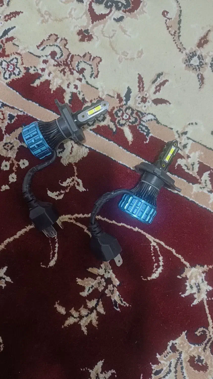 هدلایت درجه یک ۲ رنگ|قطعات یدکی و لوازم جانبی|مرودشت, بیست متری بیمارستان|دیوار