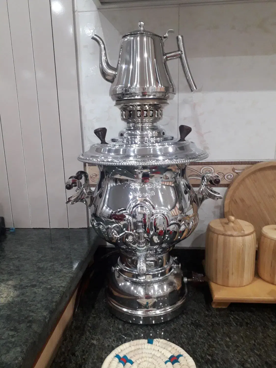 سماور اکبر برادران ۸ لیتری|سماور، چای‌ساز، قهوه‌ساز|همدان, |دیوار