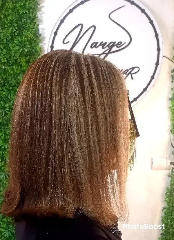 رنگ مو تخضصی با بهترین متریال|خدمات آرایشگری و زیبایی|بروجرد, |دیوار