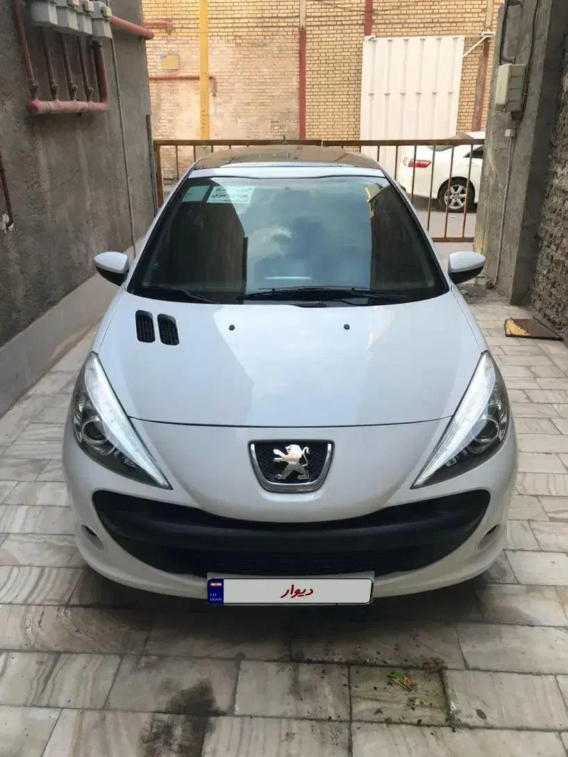 ۲۰۷ پانا ۱۴۰۰|خودرو سواری و وانت|مشهد, دانشجو|دیوار