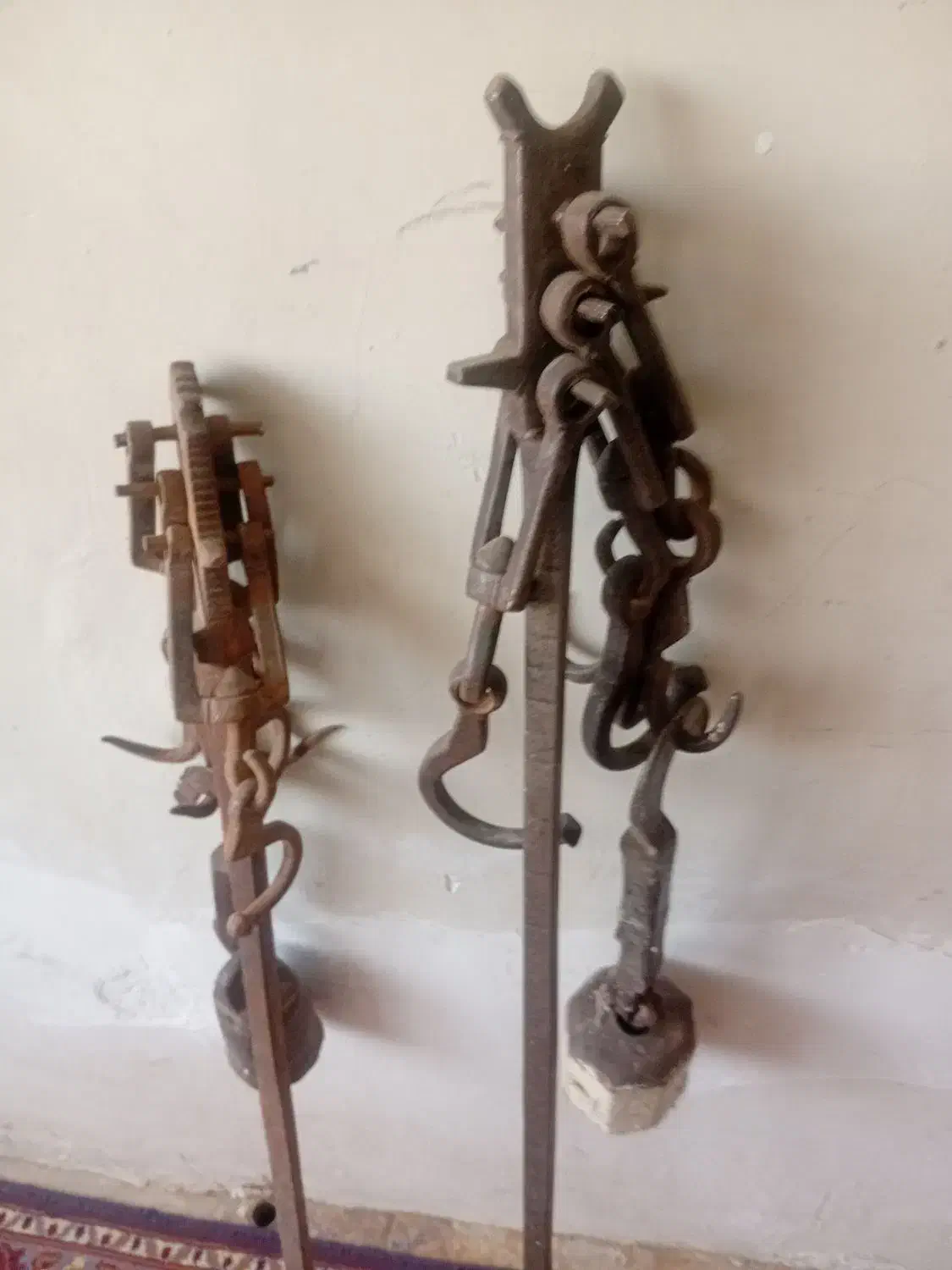 قپان قدیمی|کلکسیون اشیاء عتیقه|شیراز, احمدی جنوبی|دیوار