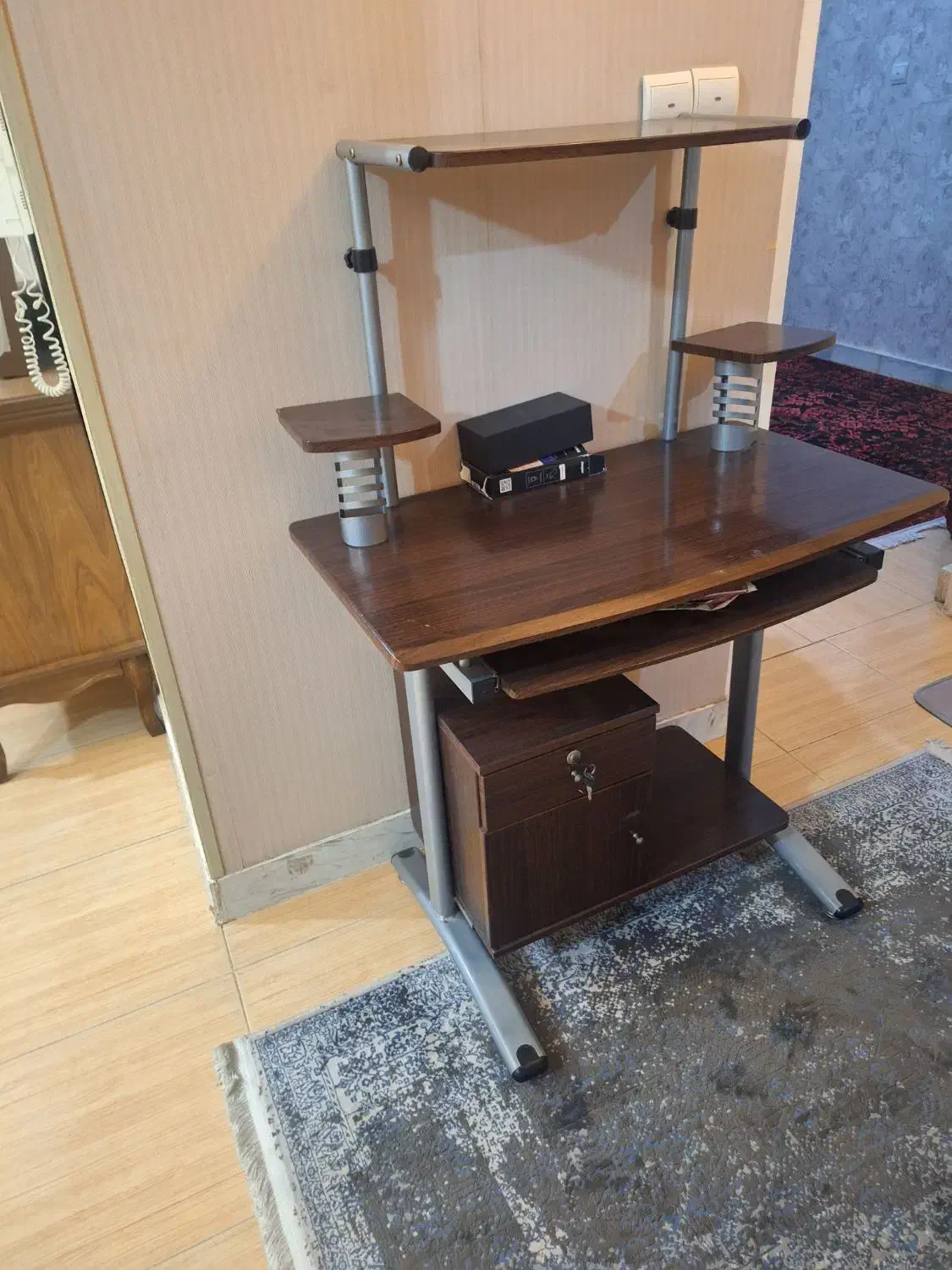 میز کامپیوتر|میز تحریر و کامپیوتر|اهواز, کوی ملی راه|دیوار