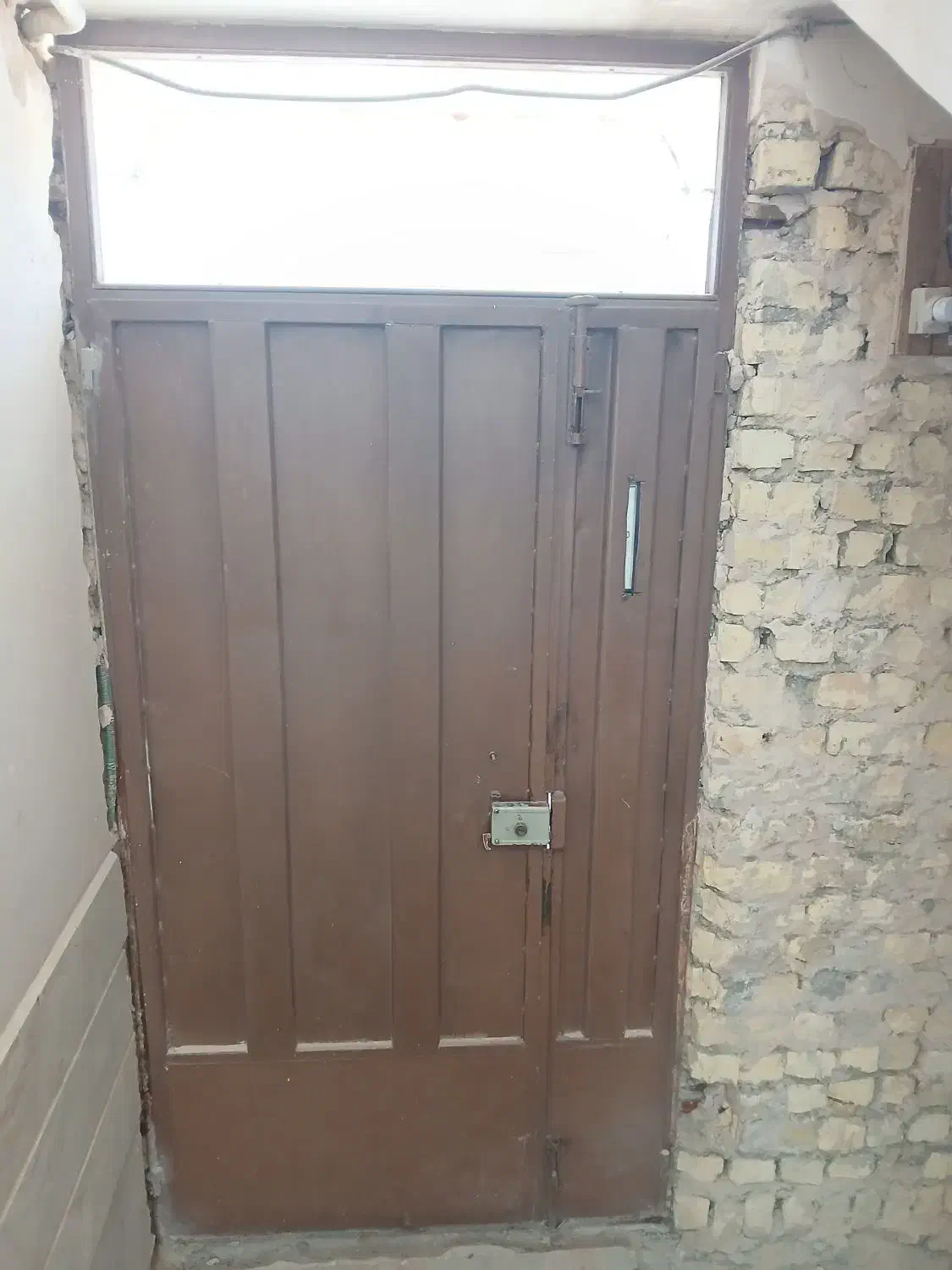 درب دولنگه ورودی|مصالح و تجهیزات ساختمان|فلاورجان, |دیوار