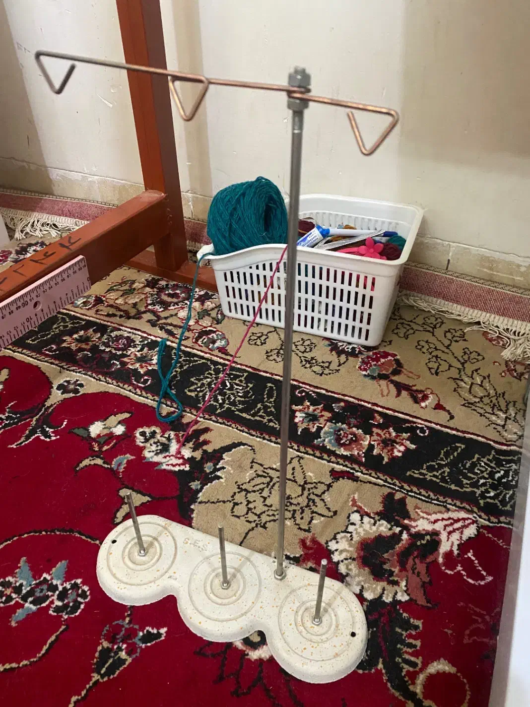 پایه سردوز پروانه|لوازم خیاطی و بافتنی|اردکان, |دیوار