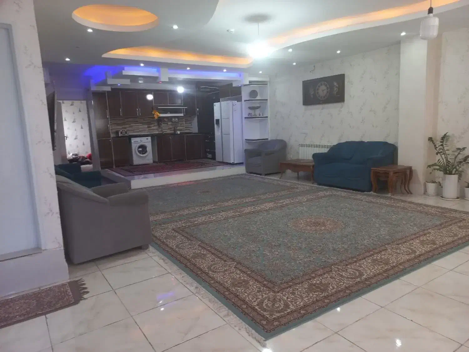 تک واحدی پرنور در تمدن|فروش آپارتمان|خرم‌آباد, |دیوار