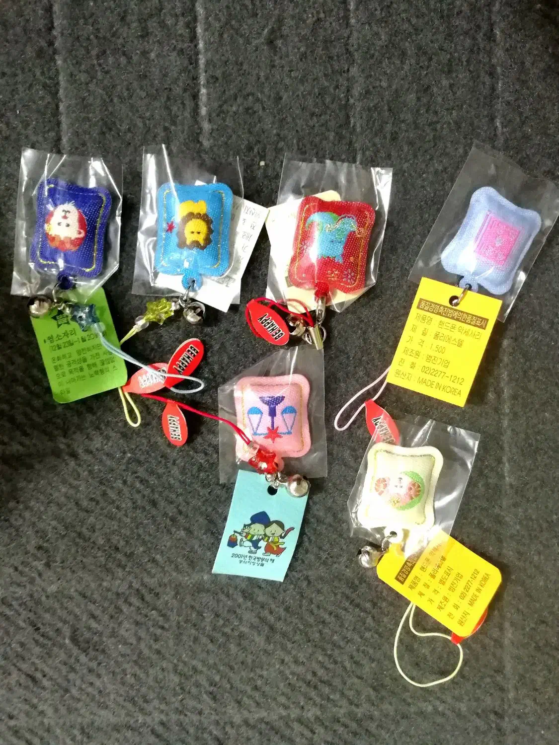 آویز گوشی. فلش و کلید تکی و عمده|لوازم جانبی موبایل و تبلت|پاکدشت, پاکدشت (مامازند)|دیوار