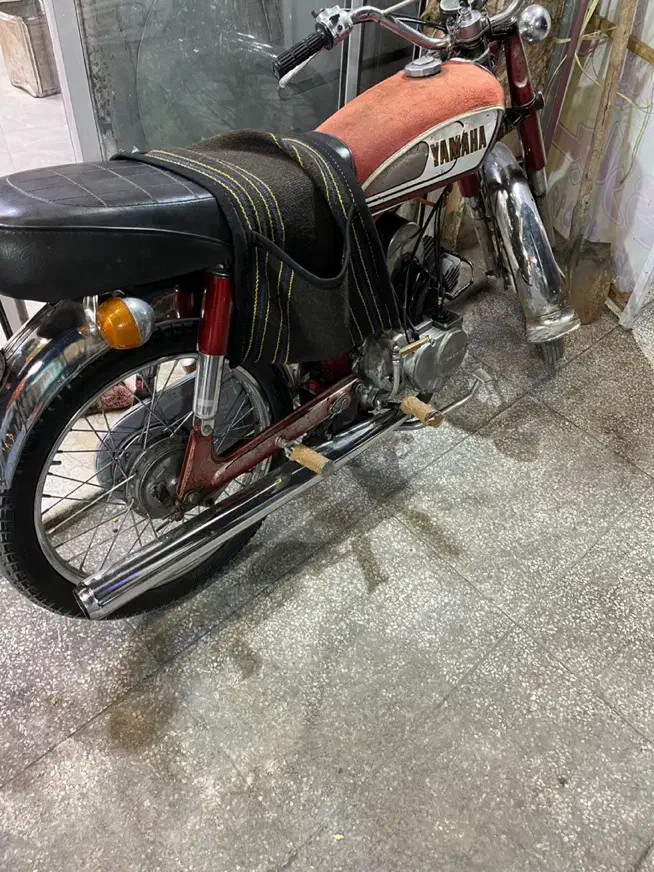 یاماها ۱۰۰خارجی|موتورسیکلت|نجف‌آباد, سعدی|دیوار