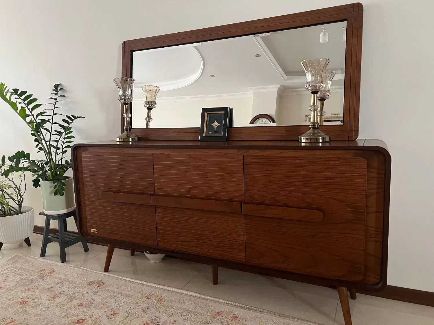 کنسول|بوفه، ویترین، کنسول|کرج, باغستان|دیوار