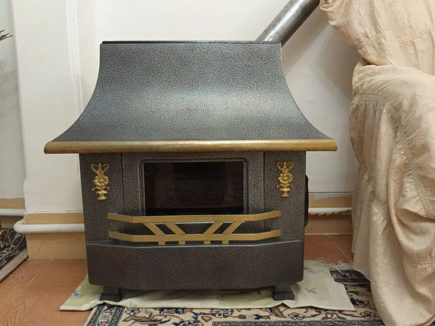 بخاری ایمن گاز|بخاری، هیتر، شومینه|میانه, |دیوار