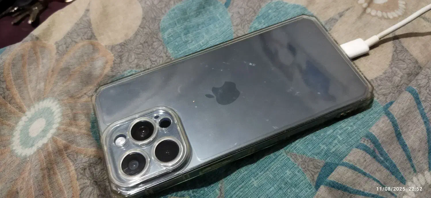 آیفون ۱۵ طرح ks|موبایل|تهران, قلمستان|دیوار