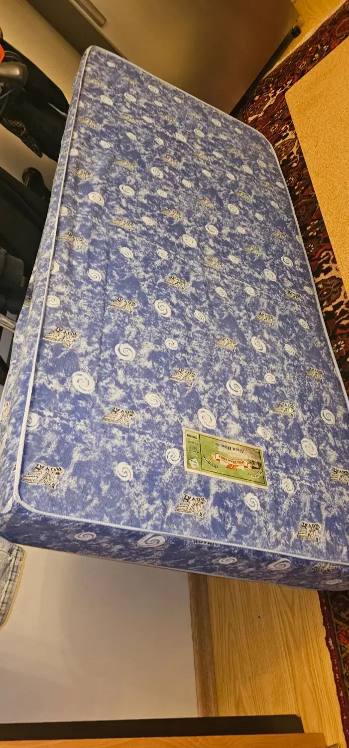 تخت خواب تک نفره چوبی|تشک تختخواب|تبریز, |دیوار