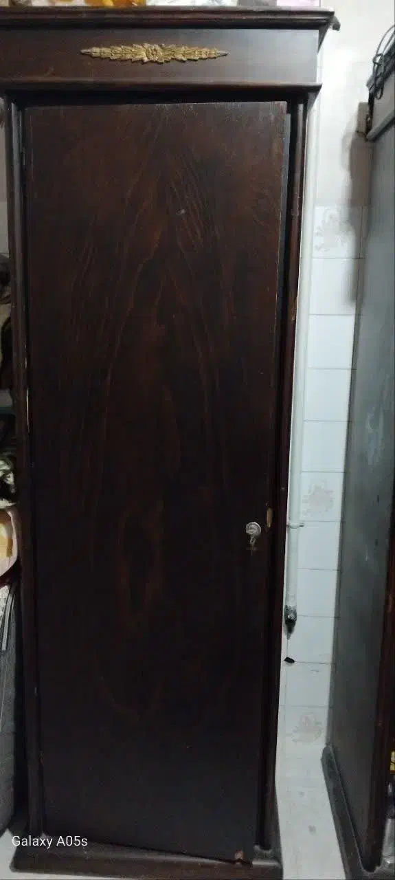 کمد لباس|جاکفشی، کمد، دراور|فردوس (خراسان), |دیوار