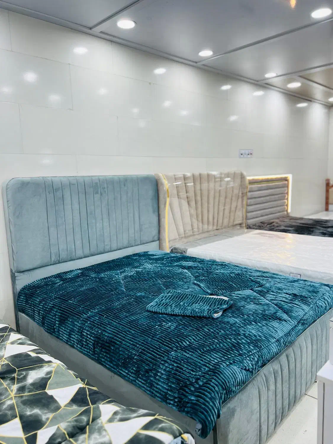 سرویس خواب دونفره|تخت و سرویس خواب|اهواز, زیتون کارگری|دیوار