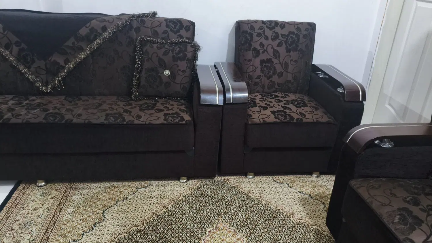 مبل|مبلمان خانگی و میز عسلی|سلماس, |دیوار