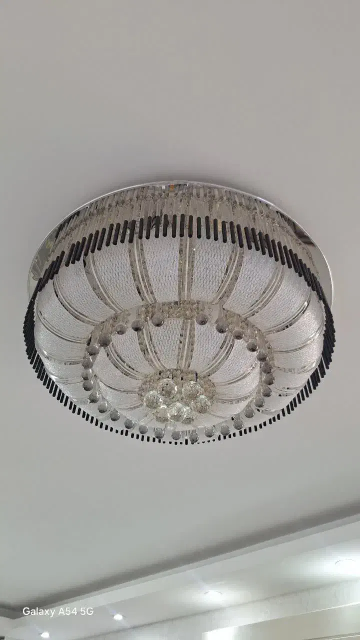 لوستر|لوستر و چراغ آویز|اصفهان, برزان|دیوار