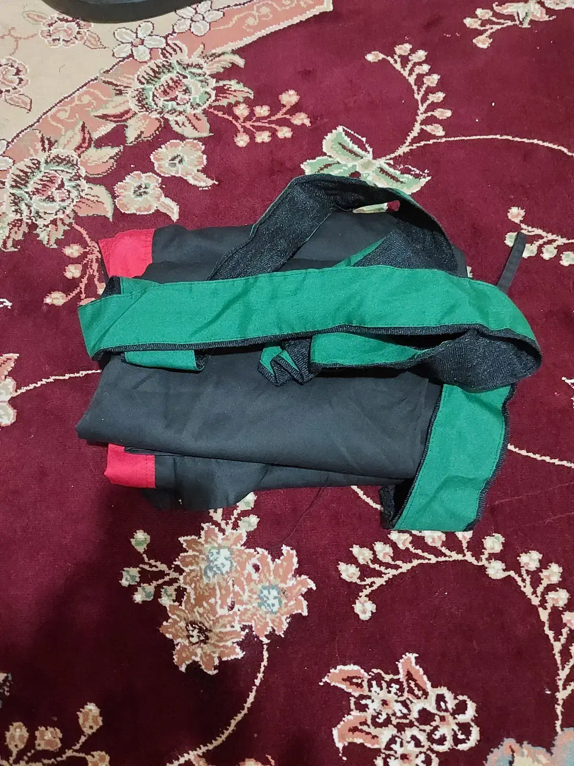 لباس کنگ فو|لباس|شیراز, محراب|دیوار