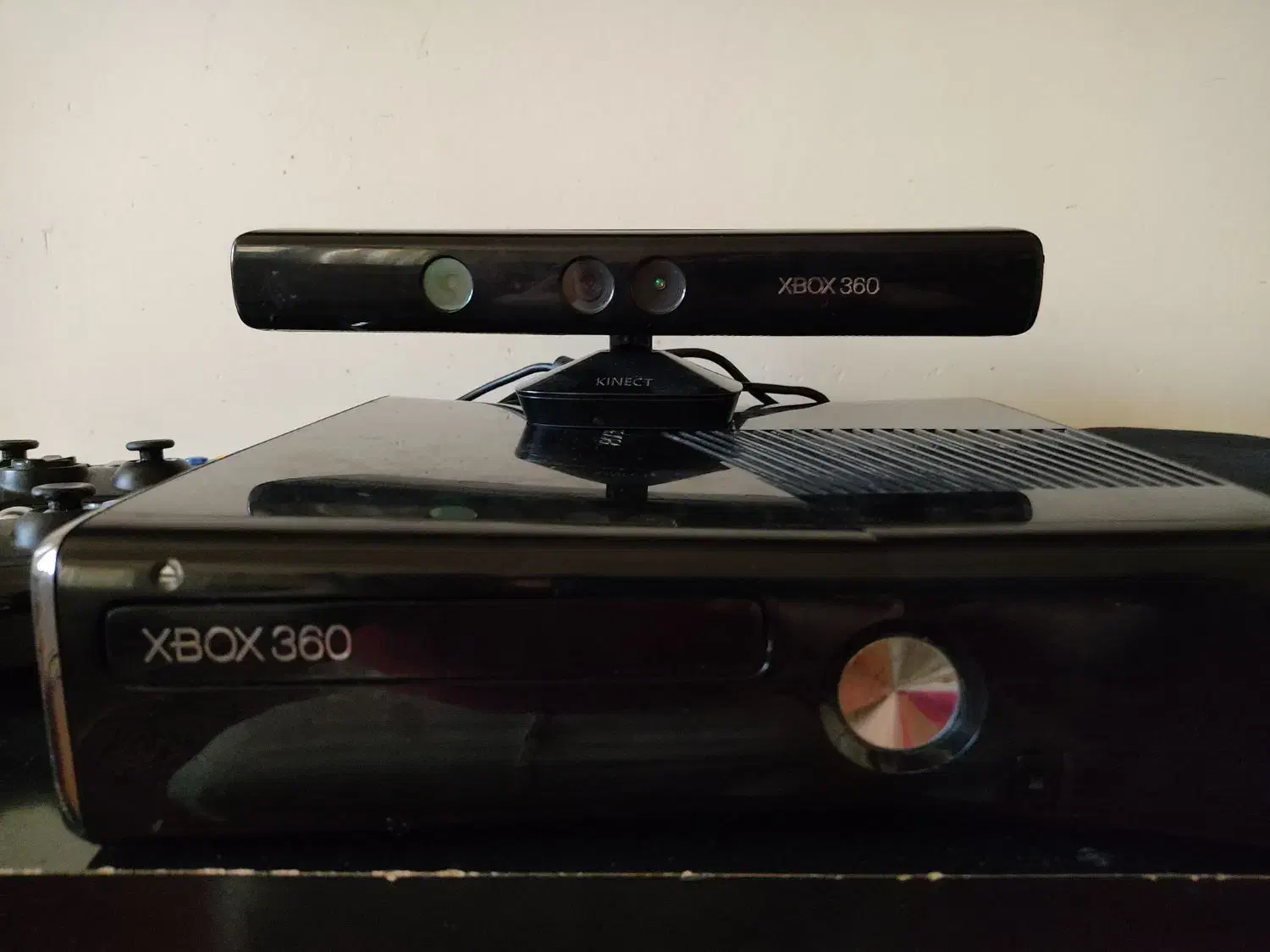 کنسول بازیxbox 360 با دو دسته|کنسول، بازی ویدئویی و آنلاین|ارومیه, |دیوار