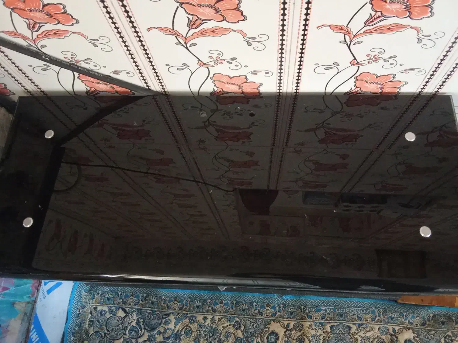 زیر تلویزیون|میز تلویزیون|قشلاق دشت, |دیوار