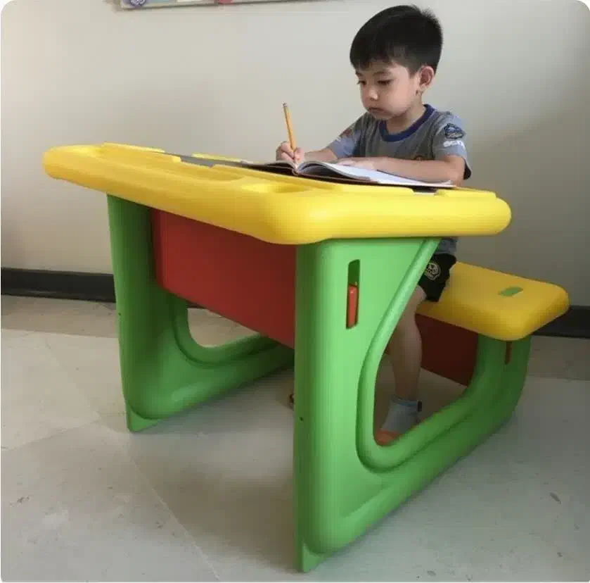 میز تحریر کودک|اسباب و اثاث بچه|قم, دروازه ری|دیوار