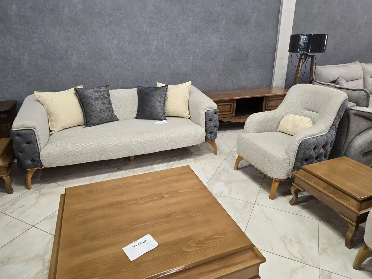 مبل راحتی ونوس/×جهاد ۸۹|مبلمان خانگی و میز عسلی|کرمان, |دیوار