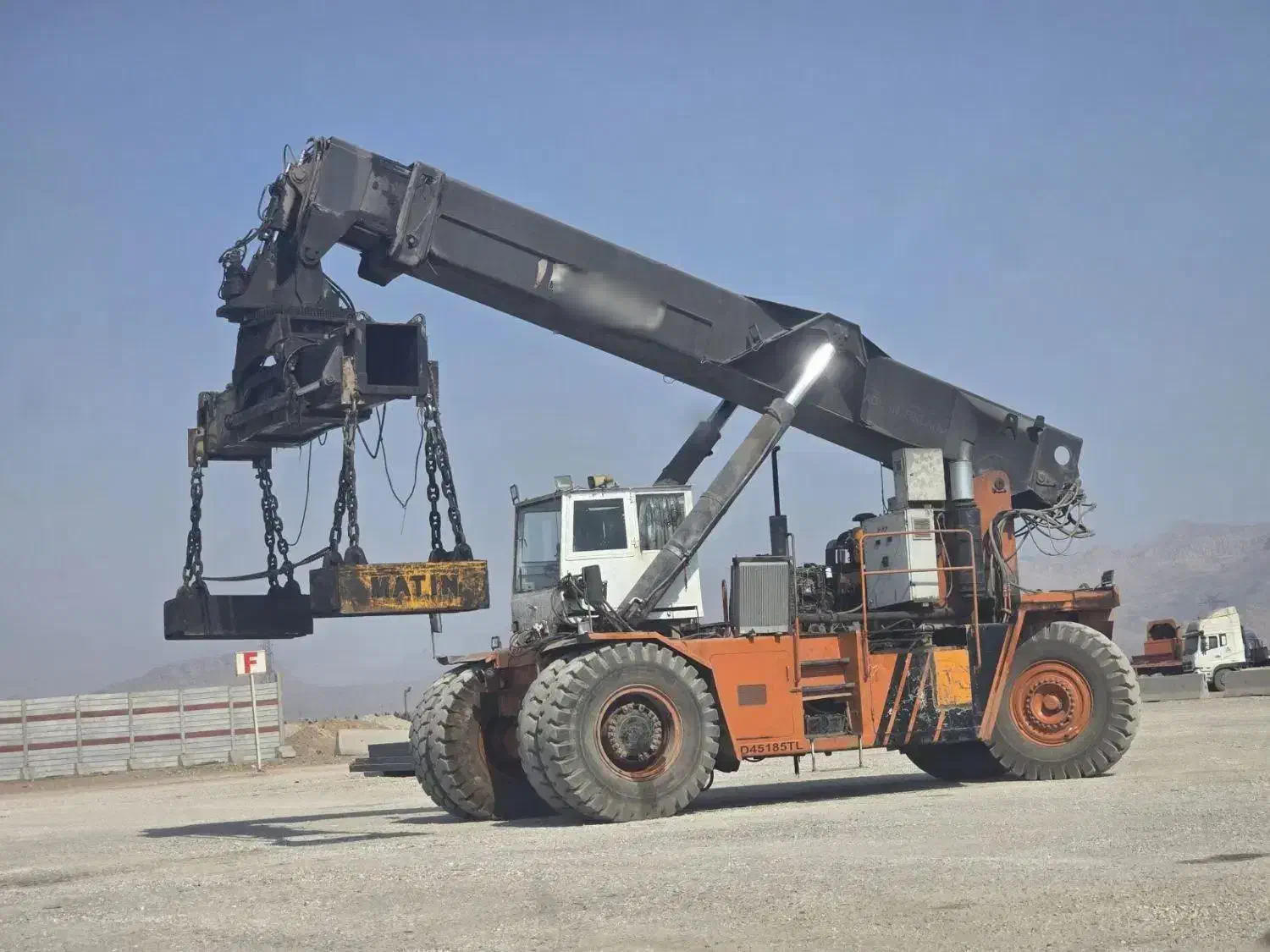 دو دستگاه ریچ و تابلیفت و مگنت دار|خودرو سنگین|تهران, بازار|دیوار