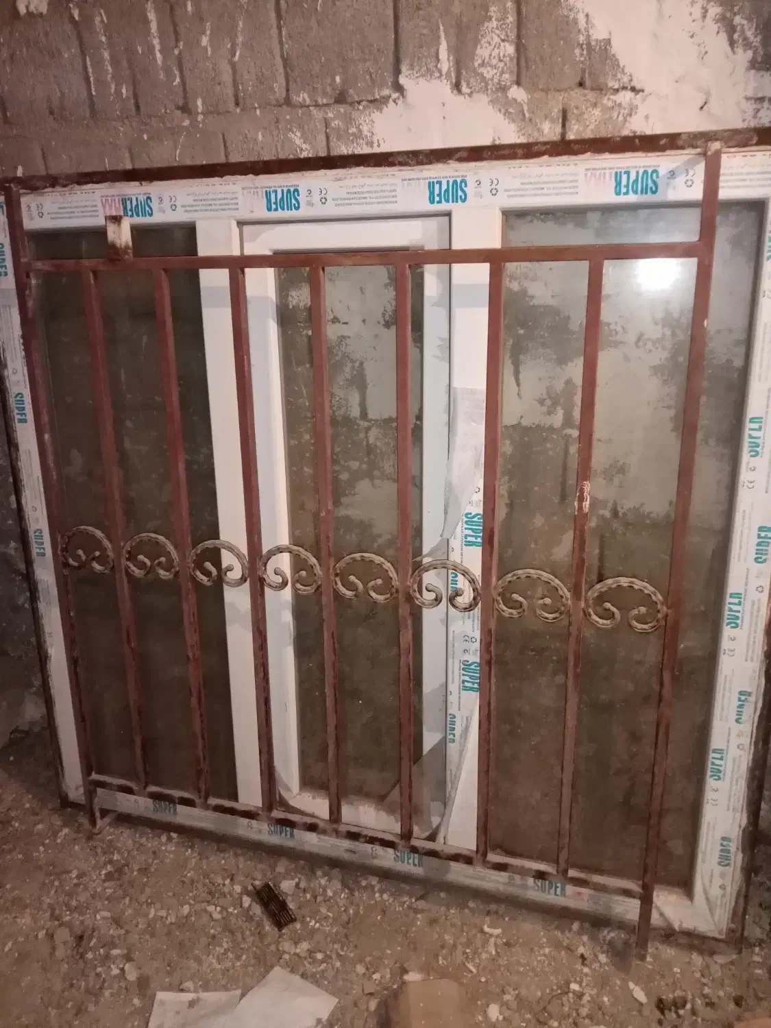 در و پنجره پی وی سی|مصالح و تجهیزات ساختمان|سقز, |دیوار