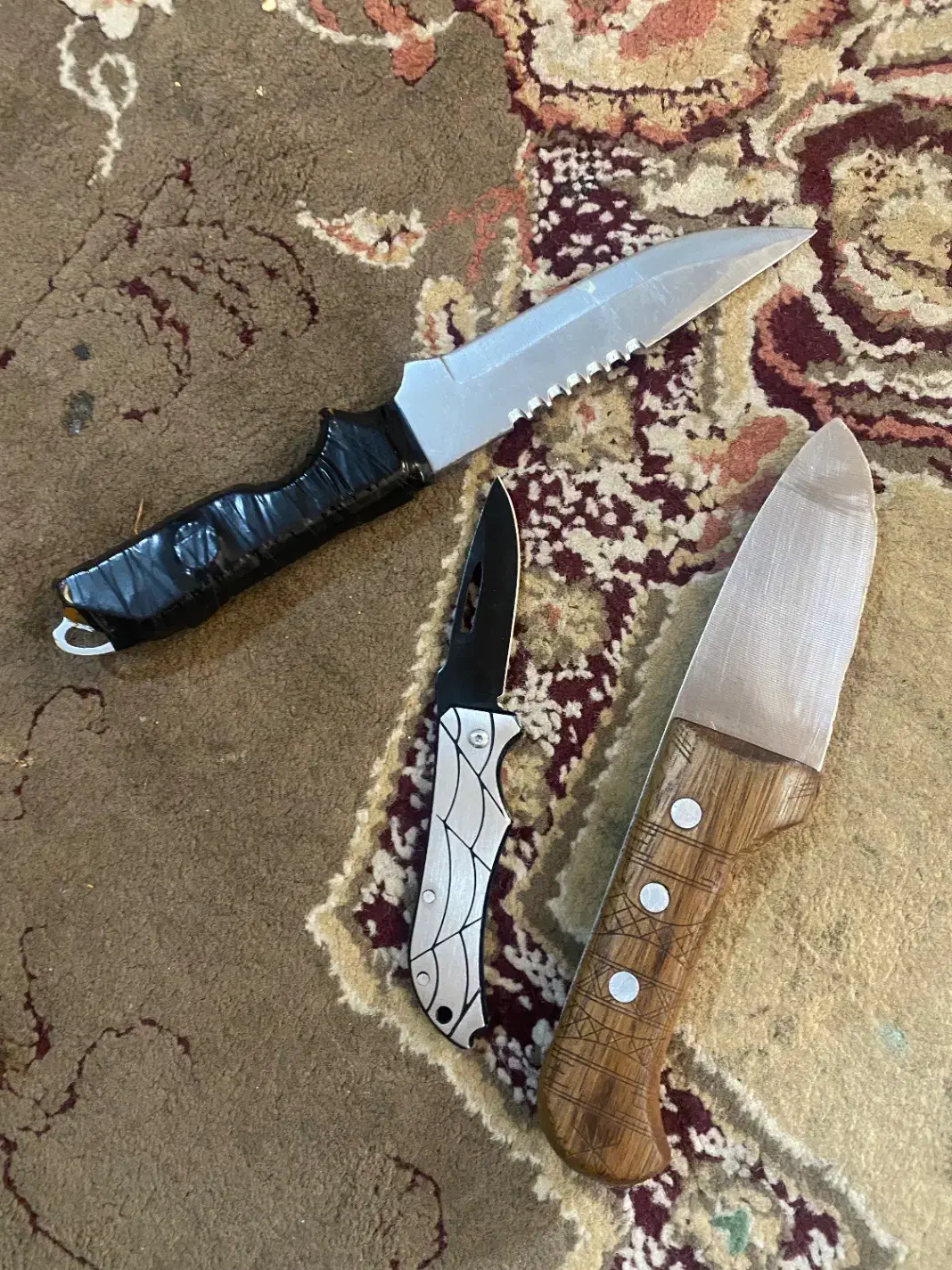 چاقو|کوهنوردی و کمپینگ|کازرون, |دیوار