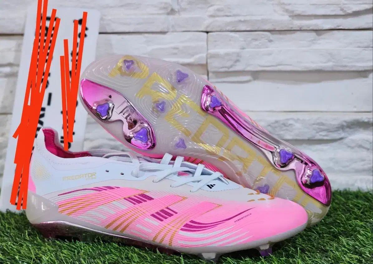 کفش فوتبال اصل|کیف، کفش، کمربند|ایذه, |دیوار