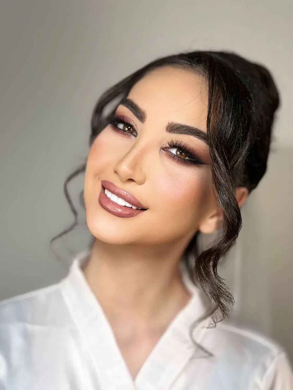 *فستیوال میکاپ و شنیون آغاز شد*|خدمات آرایشگری و زیبایی|پرند, فاز ۲|دیوار