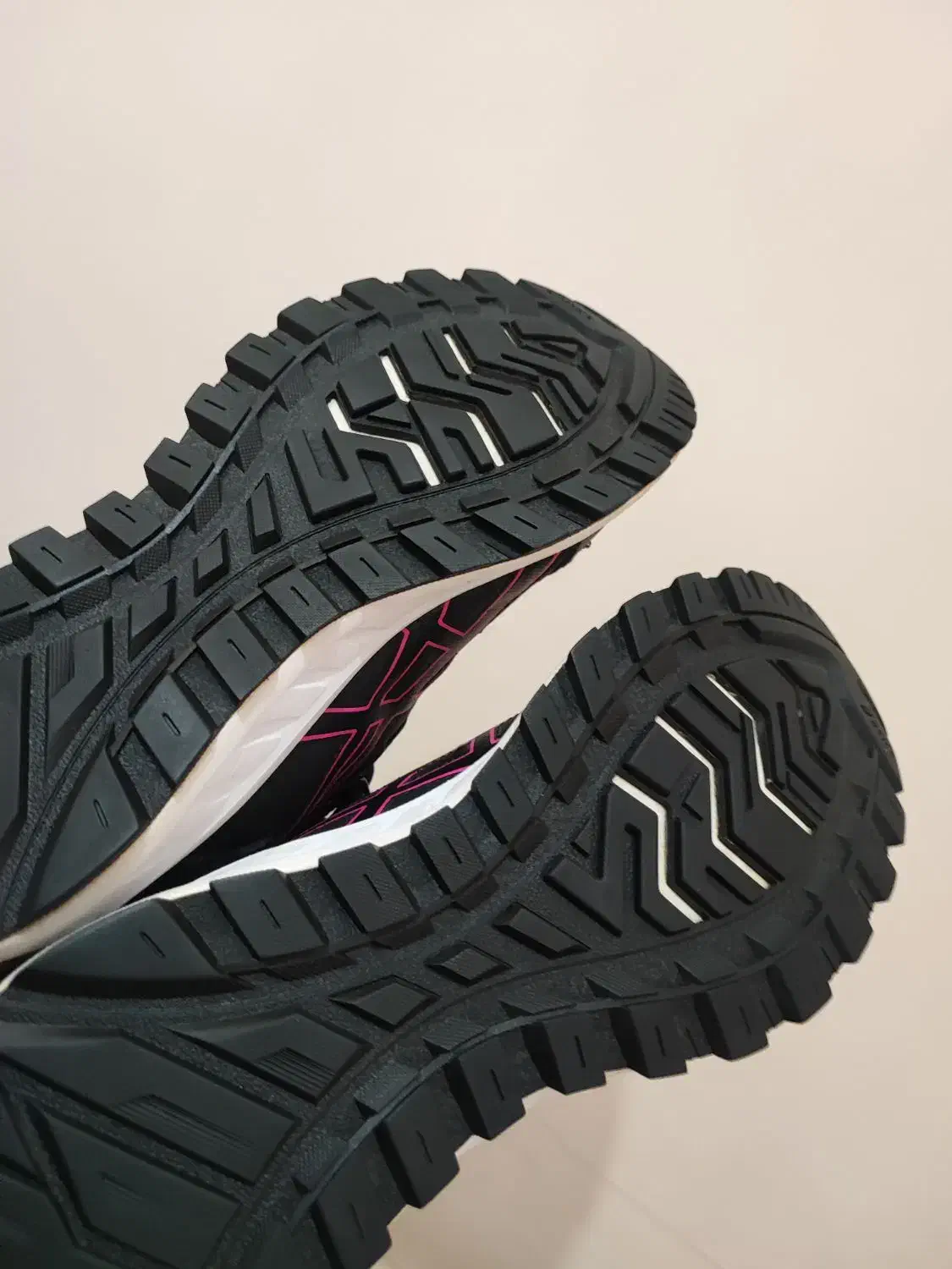 اسیکس اورجینال درحد آکبند|کیف، کفش، کمربند|تهران, امیریه|دیوار