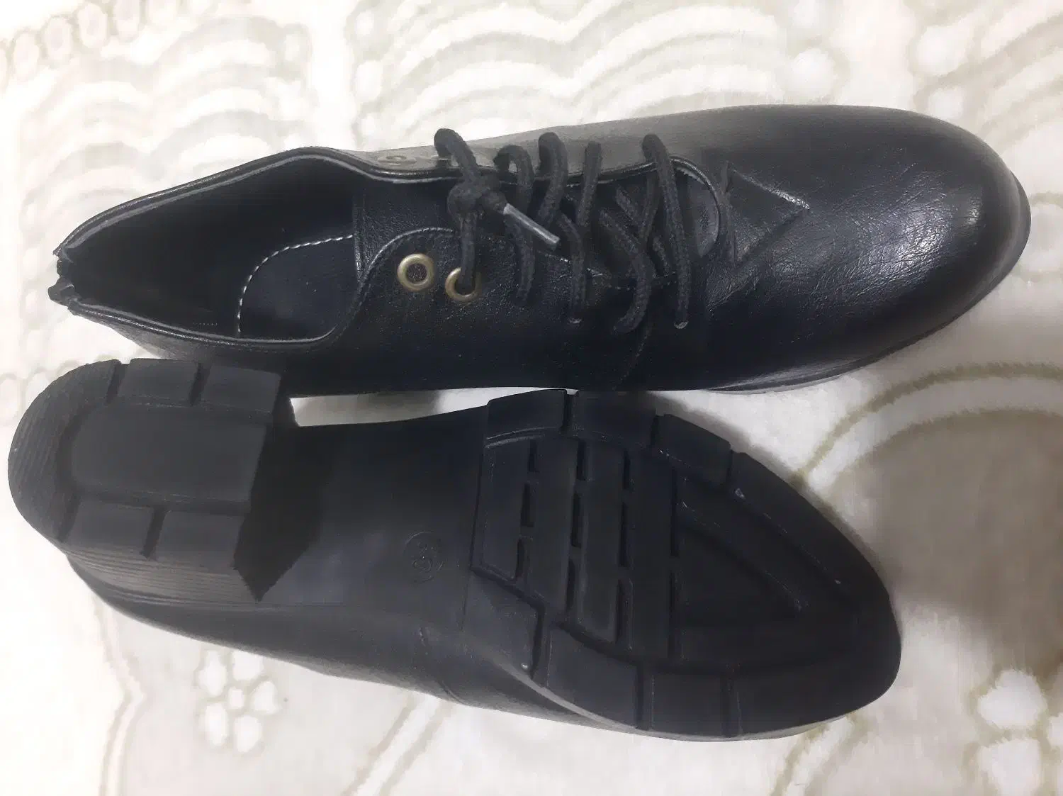 کقش زناته|کیف، کفش، کمربند|اراک, |دیوار