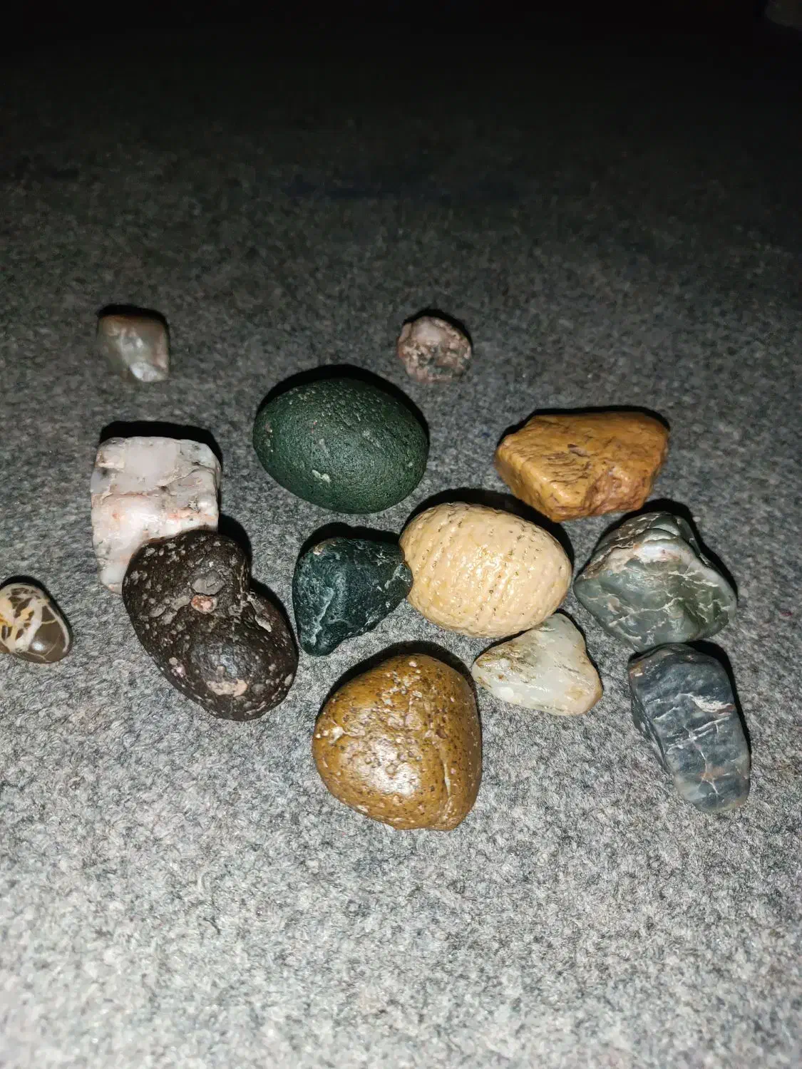 تعداد سنگ|کلکسیون اشیاء عتیقه|میناب, |دیوار