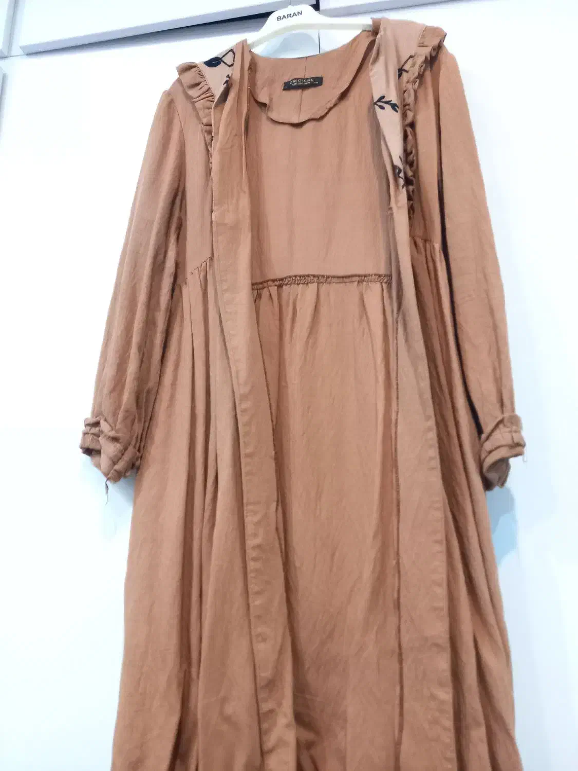 لباس های در حد نو|لباس|دورود, |دیوار