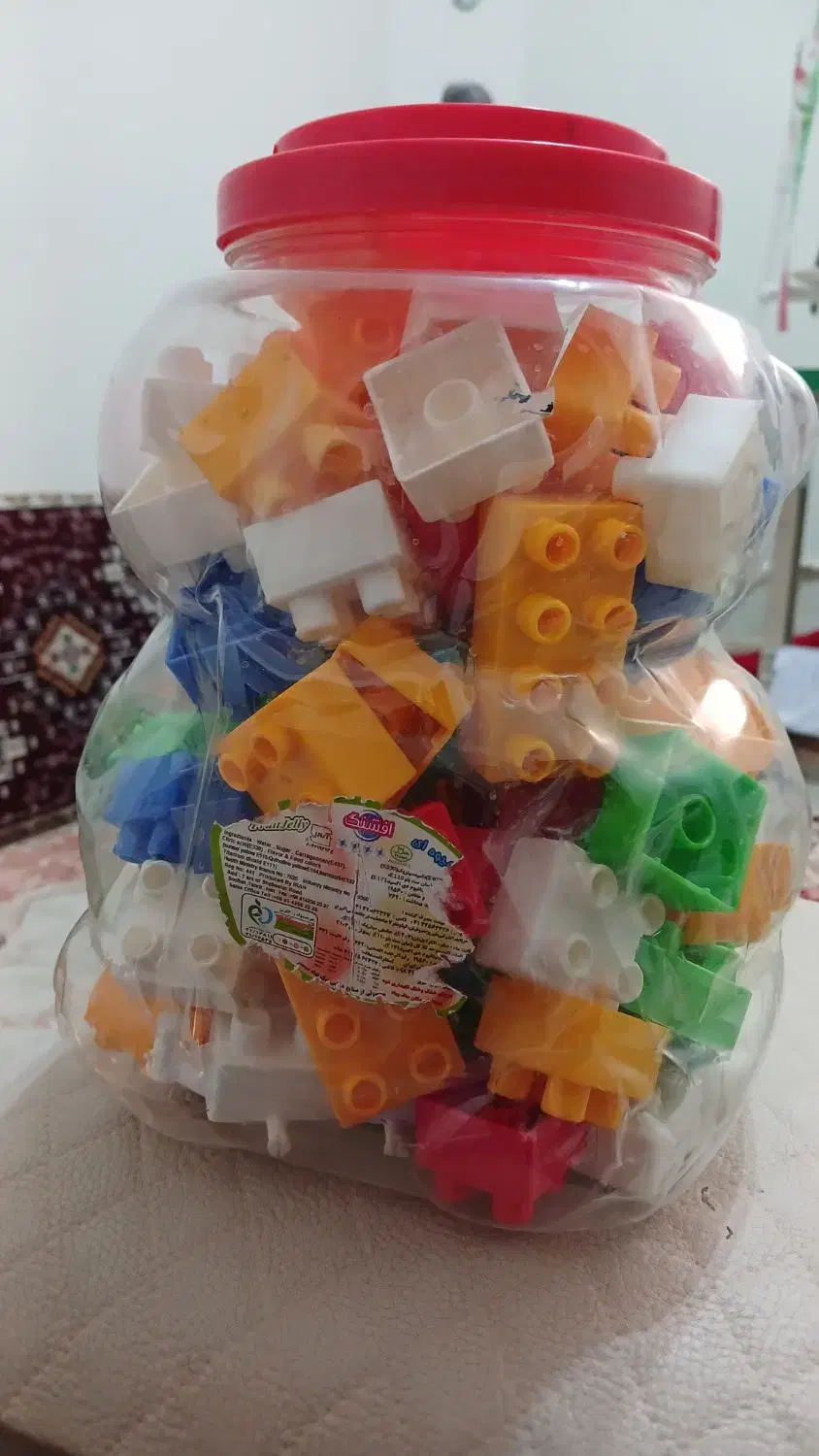 آجربازی|اسباب‌‌بازی|قائن, |دیوار