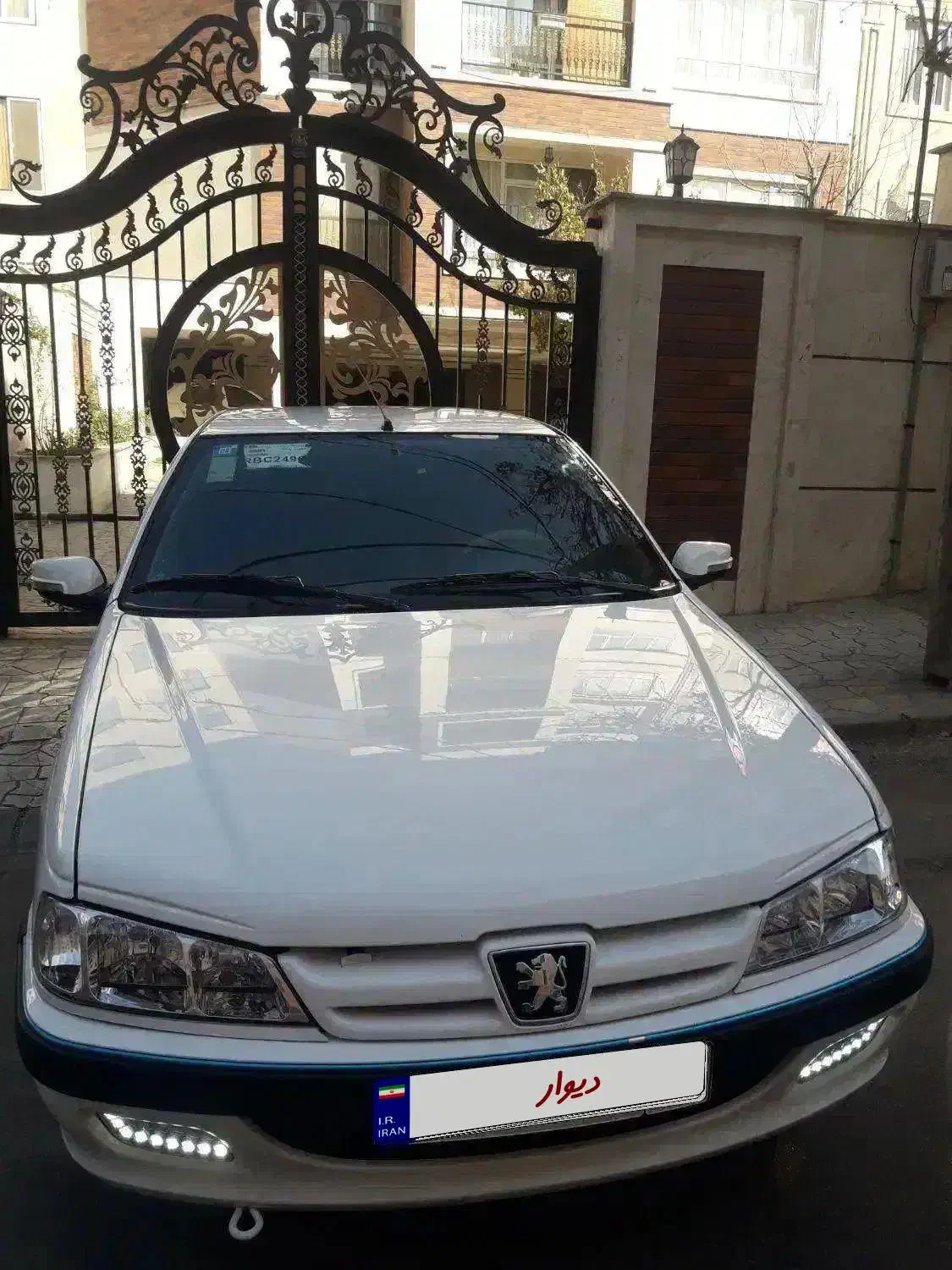 پژوپارس‌سال(XU7p)۱۴۰۳|خودرو سواری و وانت|کرج, بنیاد|دیوار