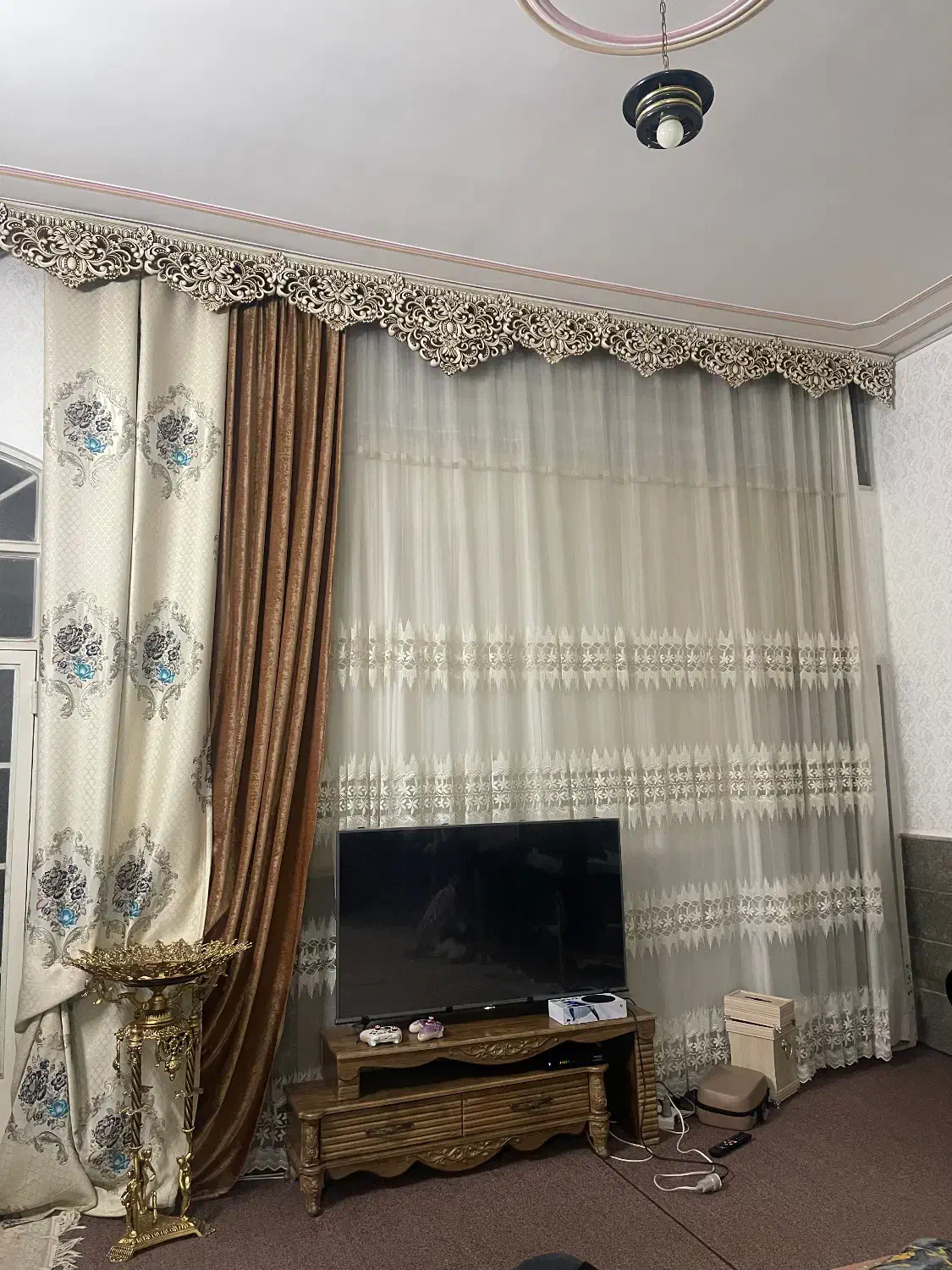 پرده|پرده، رانر، رومیزی|قم, طلاب غیر ایرانی|دیوار