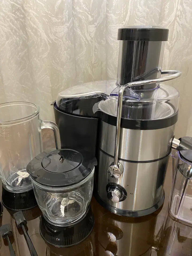 آبمیوه‌گیری و مخلوط‌کن ۴ کاره بوش BOSCH|آبمیوه‌گیر و آب‌مرکبات‌گیر|تهران, تهرانپارس شرقی|دیوار