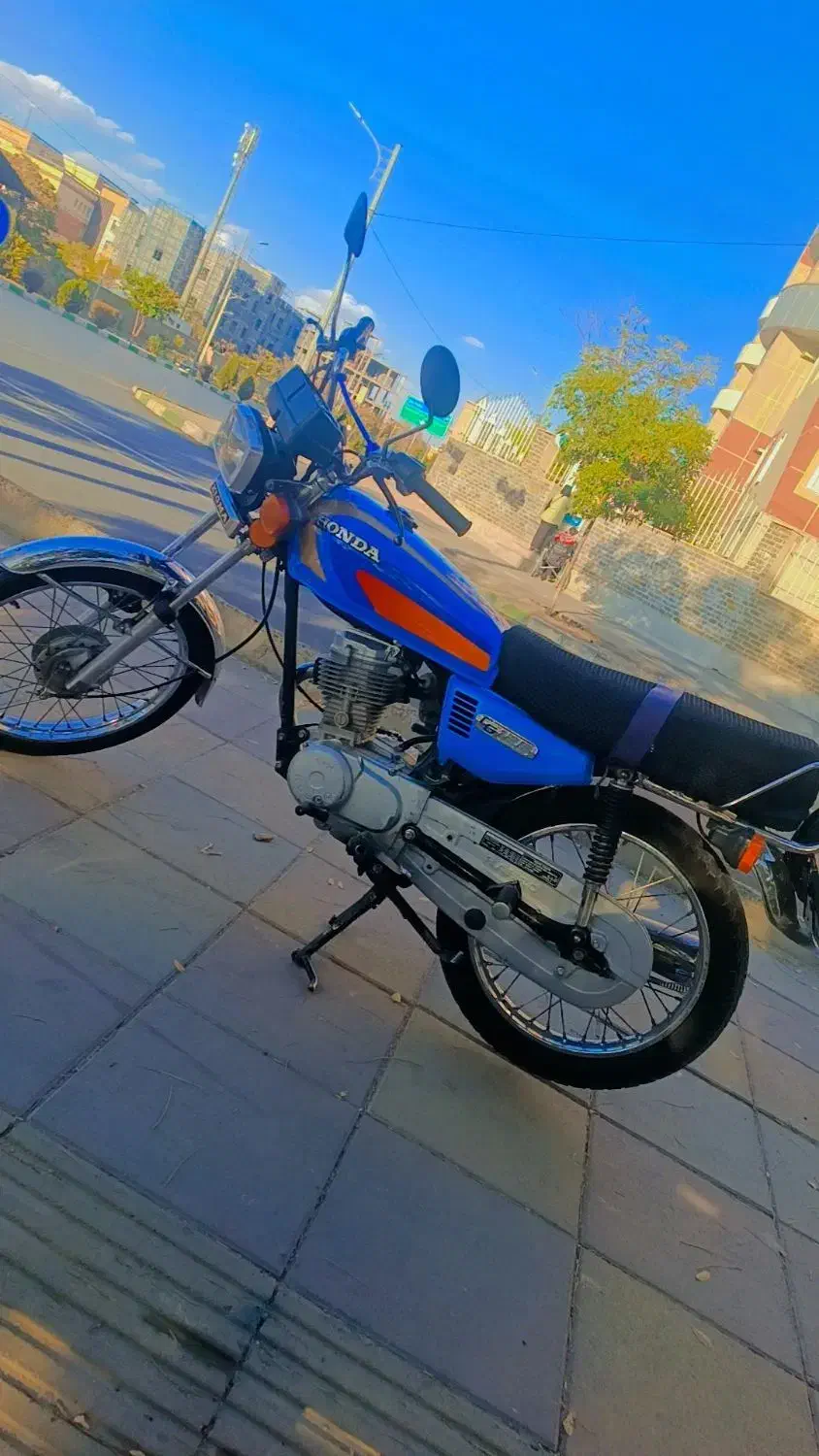 هندا125|موتورسیکلت|اراک, |دیوار