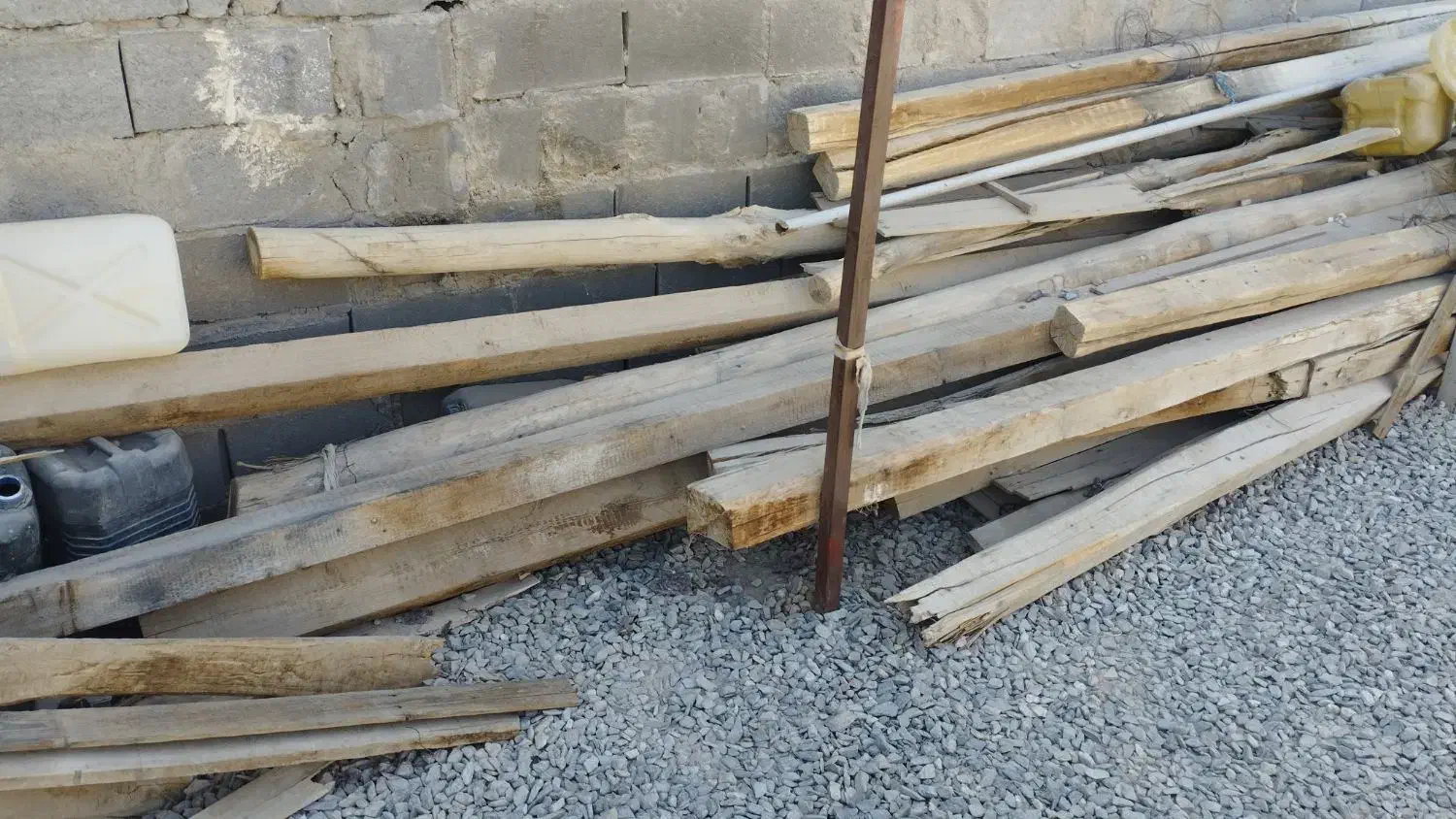 چوب برای سقف یاکارهای دیگه|عمدهفروشی|زاهدان, |دیوار