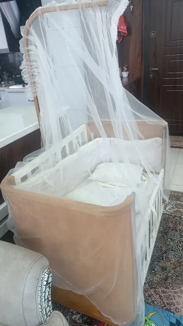تخت کودک|تخت و صندلی بچه|کرمان, |دیوار