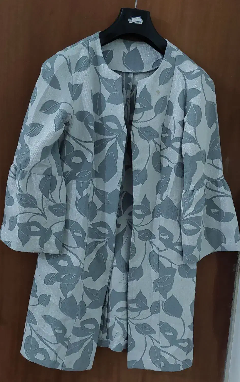 تعدادی مانتو و پالتو و شلوار|لباس|گنبد کاووس, |دیوار