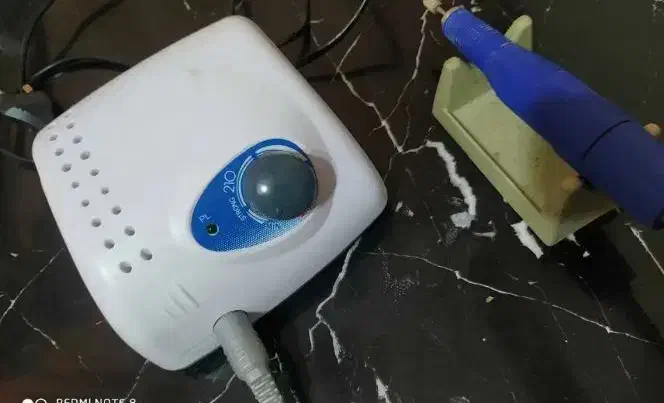 وسایل ناخن|آرایشگاه و سالن‌های زیبایی|شهرکرد, |دیوار